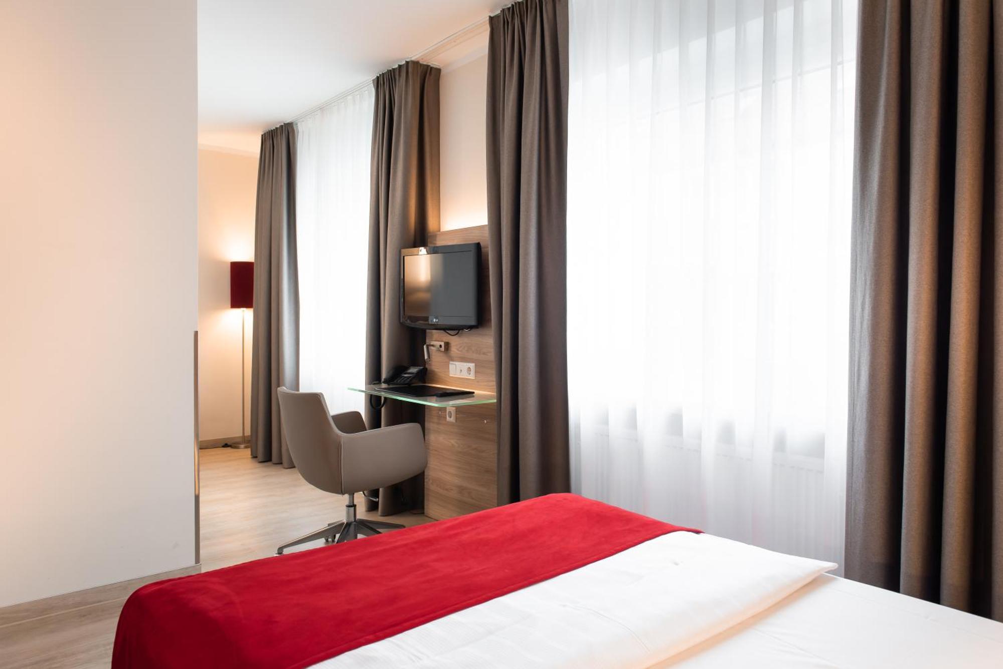 Hotel Koenigshof Am Funkturm Business هانوفر المظهر الخارجي الصورة