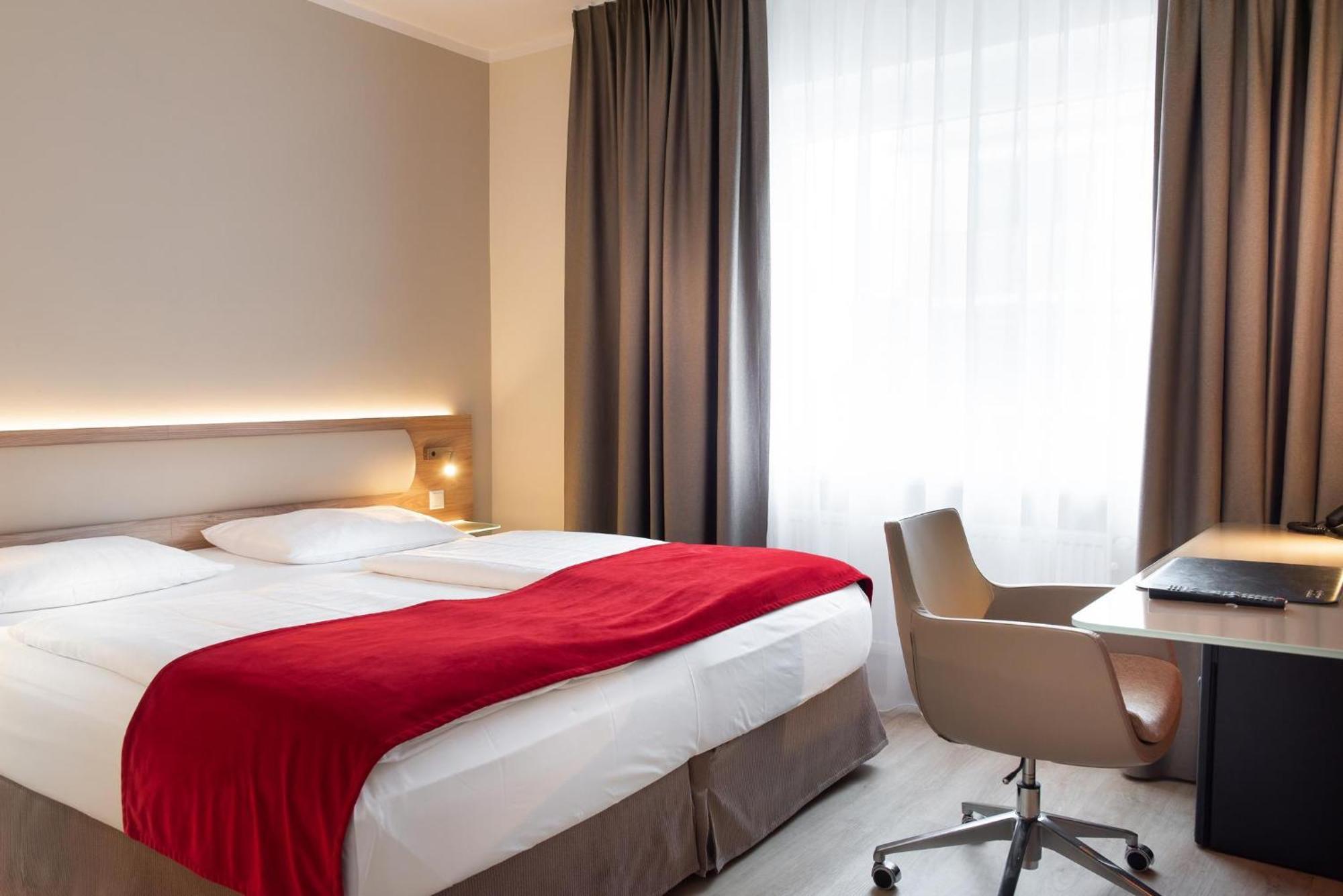 Hotel Koenigshof Am Funkturm Business هانوفر المظهر الخارجي الصورة